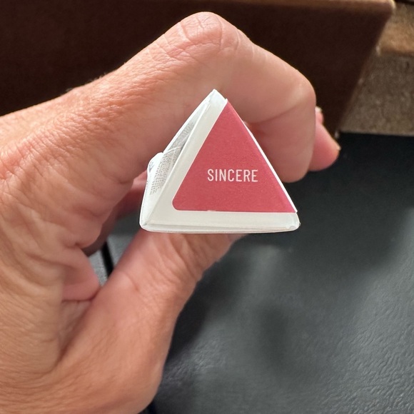 Ipsy Glam Bag Collection! Lavender Makeup Bag with Skincare and Brushes - Picture 5 of 10